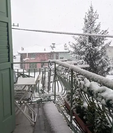 Casi Di Lisi, La Luce Sulla Piazza E Sulle Montagne Apartamento Lisignago Exterior foto