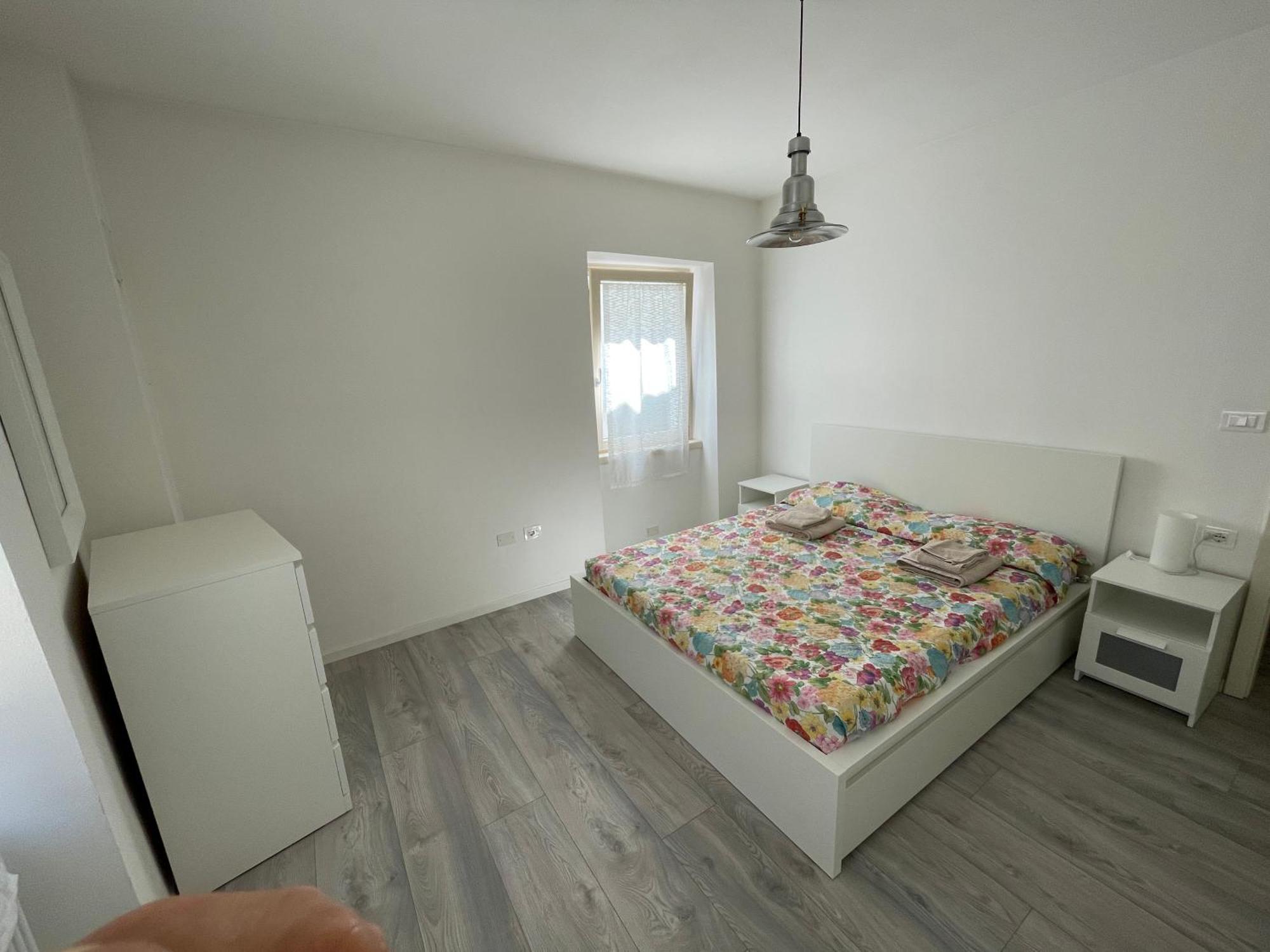 Apartment Casi Di Lisi, La Luce Sulla Piazza E Sulle Montagne Lisignago