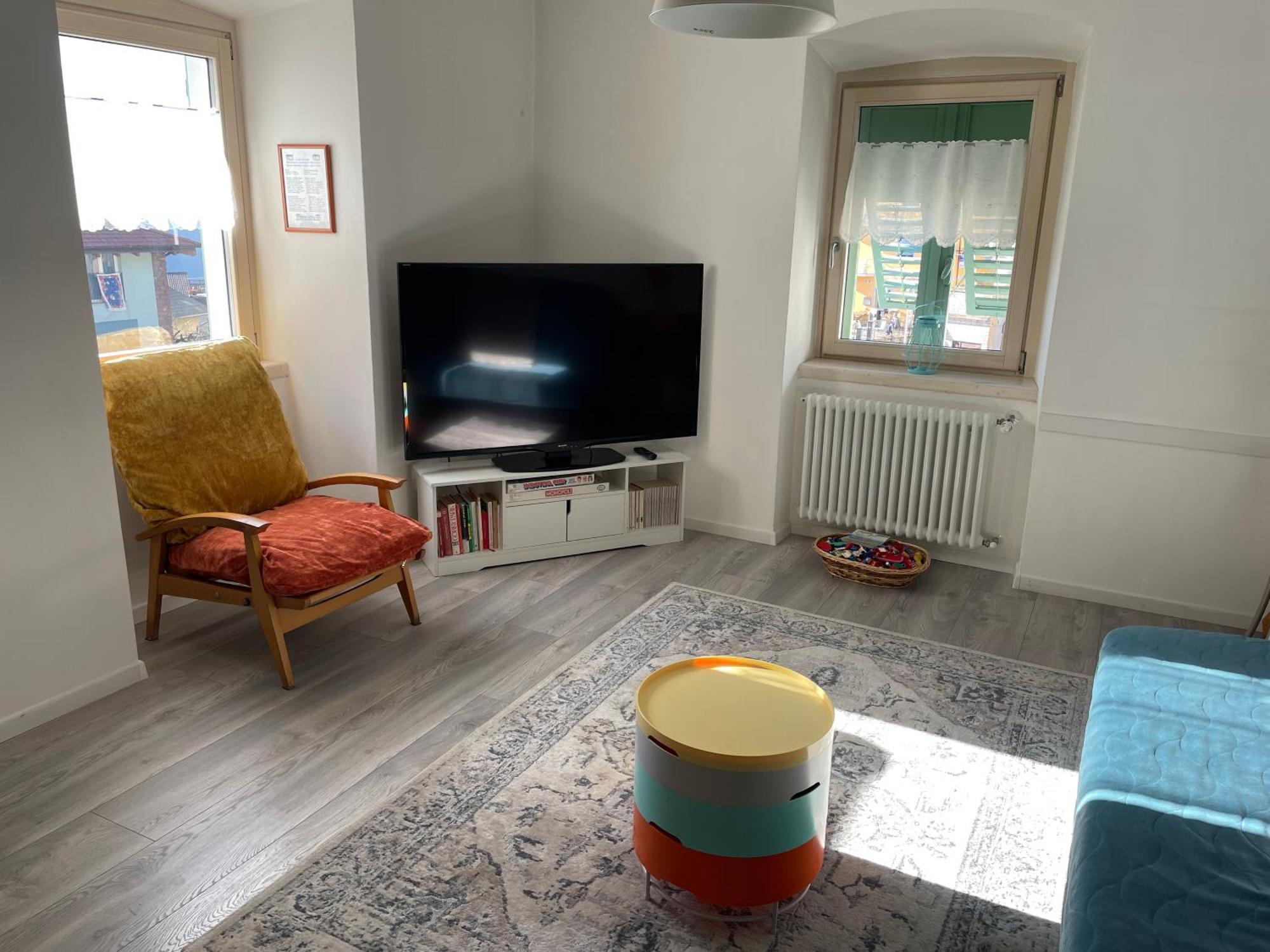 Apartment Casi Di Lisi, La Luce Sulla Piazza E Sulle Montagne *
